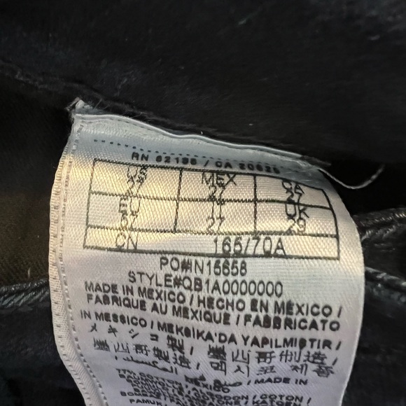 Guess Jeans - Picture 3 of 5